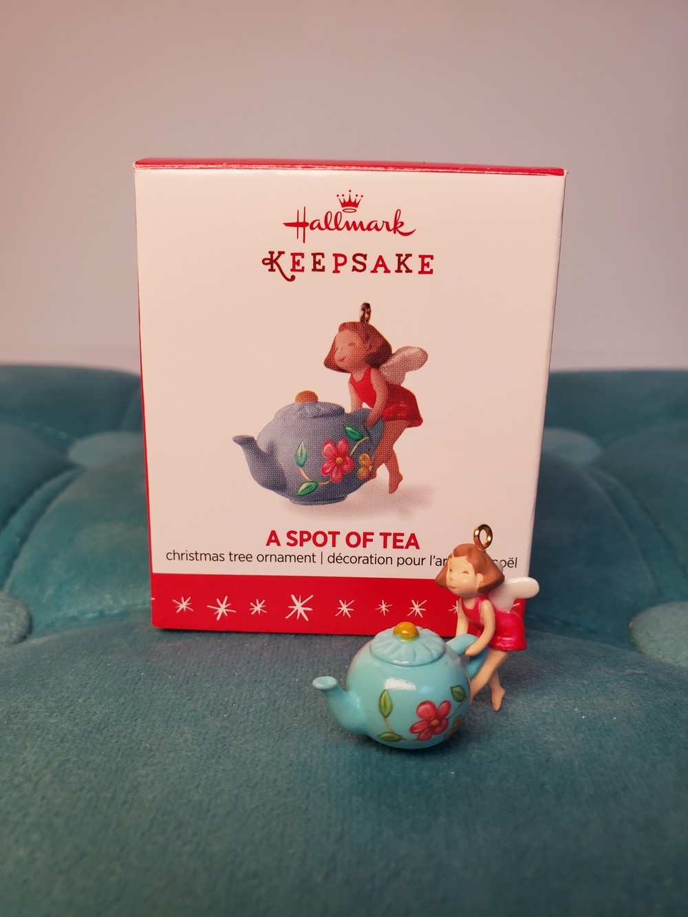 Hallmark Keepsake 2016 A Spot of Tea Miniature Ornament QXM8574